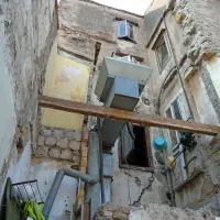 Zračnik gostilne so začasno prestavili tako, da moti 
stanovalce Spinčičeve 1. 