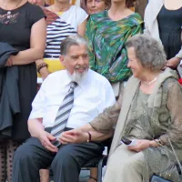 Cirila Zlobca je v Sežani spremljala njegova večna muza, 
žena Veronika. 