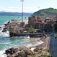 Uradna pasja plaža v Izoli pred leti,   ko so jo odprli.