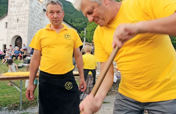 Prava polentna scena