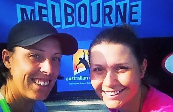 Andreja Klepač in Klaudija Jans Ignatik kot četrtfinalistki 
turnirja za grand slam v Melbournu.