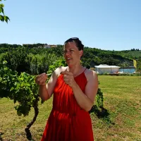 Mateja Ravnik, oblečena kot Rimljanka