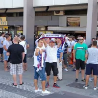 Za prave pristaše Hajduka ni kraja, kamor ne bi spremljali 
svoje ekipe.
