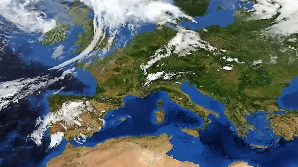  Subtropski anticiklon je soliden in ne namerava kloniti tako 
kmalu.
