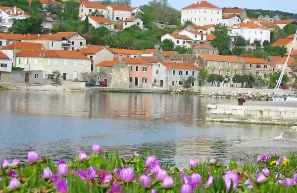 Sali na Dugem otoku