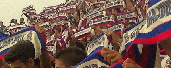 Navijači Hajduka gojijo do svojega kluba pravo ljubezen.