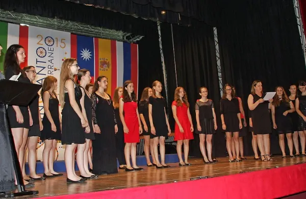 Dekliški zbor Glasbene šole Koper, ki ga vodi Maja Cilenšek, 
se je uvrstil med zlate zbore in le malce zaostal za zmagovalci.  
