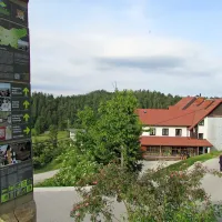 Vojsko se veseli regijskega naziva “Naj izletniški kraj” in vabi 
na obisk.