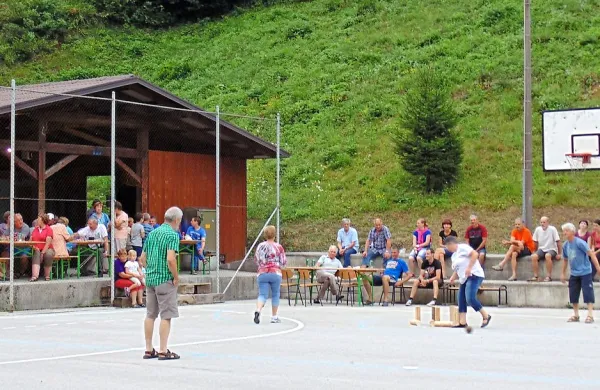 S prireditvijo Na svoji zemlji - danes v Baški grapi ohranjajo 
spomin na snemanje filma Na svoji zemlji.