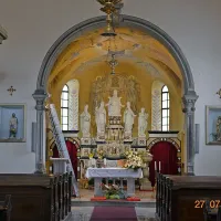 Košanska cerkev je večletno obnovo kronala  z restavriranimi 
freskami. Blagoslov vseh del bo v nedeljo.