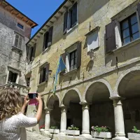 Mesto umetnikov,  kulisa za selfije