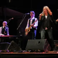 Patti Smith sinoči pred vilo Manin, drevi pa &scaron;e v Križankah
