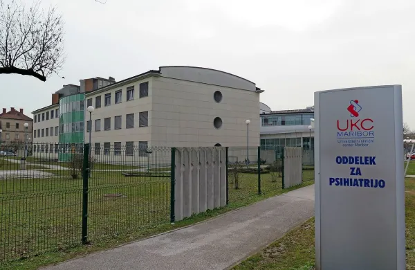 Enota za forenzično psihiatrijo deluje v sklopu oddelka za 
psihiatrijo UKC Maribor.