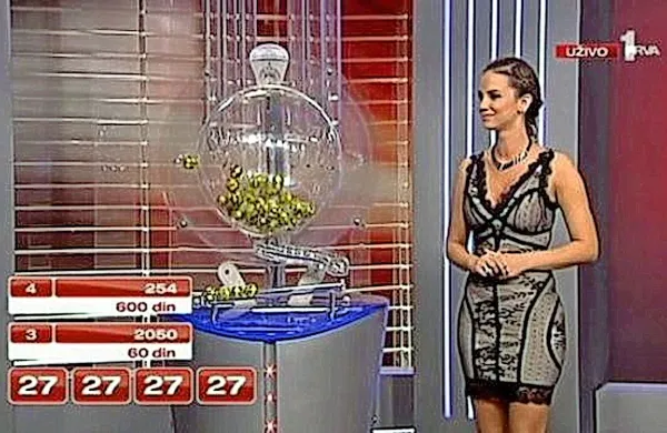 Srbska policija je v zvezi z incidentom med torkovim žrebanjem lota v Srbiji, ko se je na ekranu izpisala napačna 
številka, zaslišala enajst ljudi.