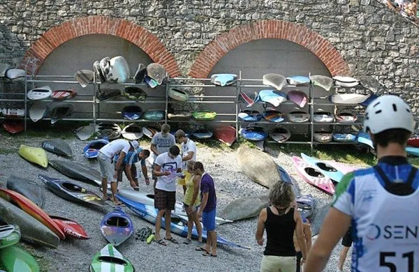 V kajakaškem centru v Solkanu bo živahno še vse poletje.