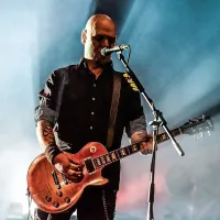 Siddharta je poleg starejših uspešnic schengenski publiki 
predstavila svoji novi album Infra.