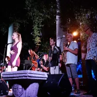 Na Jeffu so zavladali swingerji