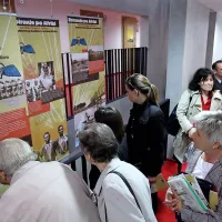 Po razstavi leta 2009 (na fotografiji v Kopru) in knjigi je 
dokumentarni film tretji prispevek k osvetlitvi pomena Ivana 
Rudolfa za slovenski narod. 