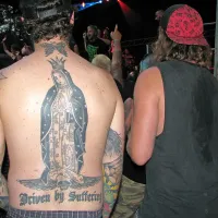 Punk ni mrtev, le drugačen obraz ima