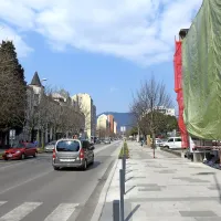 24 milimetrov iz centra Nove Gorice. 