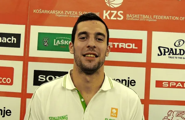 Mitja Nikolič