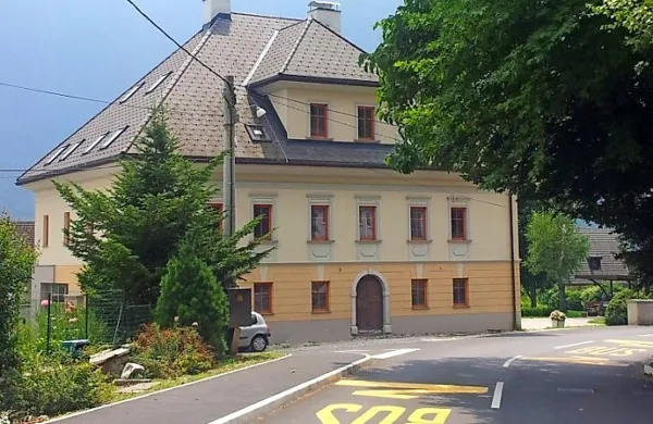 Čehi kupili mladinski hotel