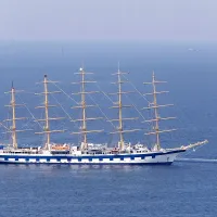 V Piranski zaliv priplula največja jadrnica na svetu
