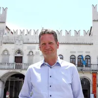 Županu Borisu Popoviču  je na občinski račun kapnilo tri četrt 
milijona evrov.      