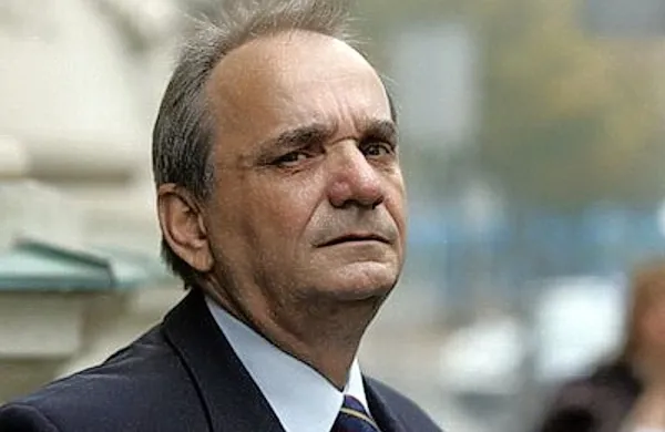 Najbolj znani politik iz Slavonije Branimir Glavaš velja za sivo 
eminenco opozicijske stranke Hrvaška demokratska zveza 
Slavonije in Baranje (HDSSB), ki jo je ustanovil, potem ko so 
ga leta 2005 zaradi spopada s nekdanjim premierjem in 
predsednikom HDZ Ivom Sanaderjem izključili iz največje 
hrvaške stranke HDZ.