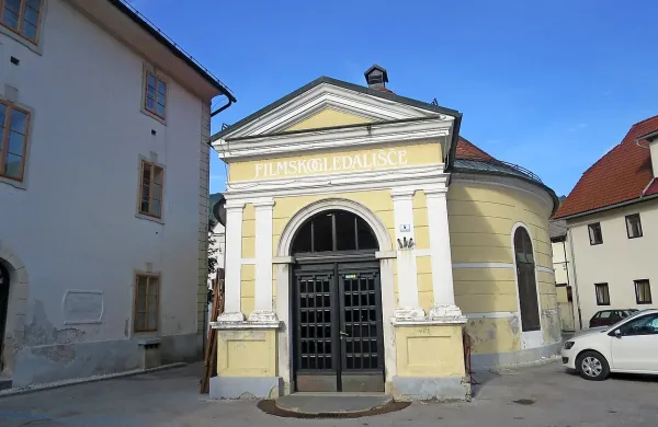 Sobotne predstave v filmskem gledališču bodo pomemben 
preizkusni kamen  obiskanosti pred želeno obnovo zgodovinske stavbe.