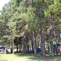 Avtokamp Ajdovščina ponuja tudi brezplačni obisk ajdovskega letnega kopališča.