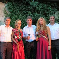 V družbi kraljice in predsednika danes vrhunec dutovskega  praznika