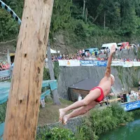 Tržačan Pino Auber je pri 78 letih v zraku še vedno suveren 
kot potniško letalo.