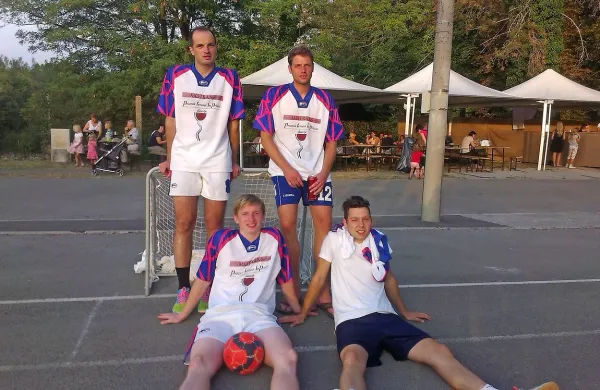 Na prazniku terana in pršuta je zmagala ekipa Gang Bang. 