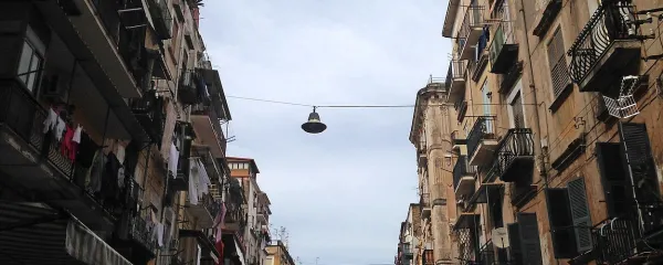 Naepelj, angel in hudič v enem. 