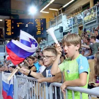 Slovenski navijači so rajali,  italijanski, ki so pričakovali 
zmago, pa so sklonjenih glav zapuščali Bonifiko.