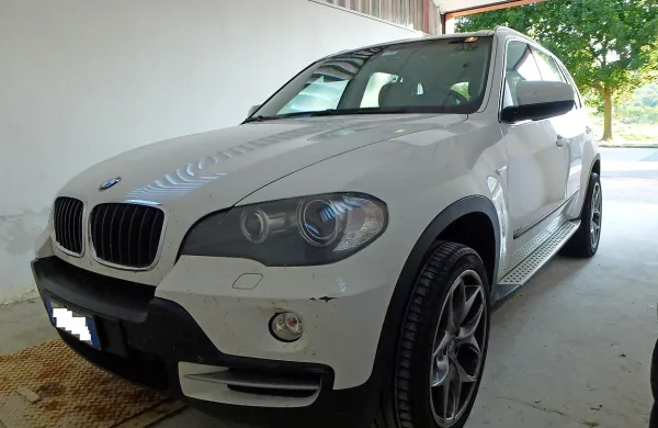 Po najemu takšnega BMW-ja se je goljufom zalomilo.