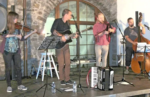  Glasbeno poletje na Vogrskem je sklenila skupina Noreia.
