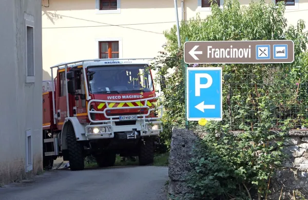 Tragična nesreča na kmetiji Francinovi je vas Avber včeraj 
zavila v črnino.   