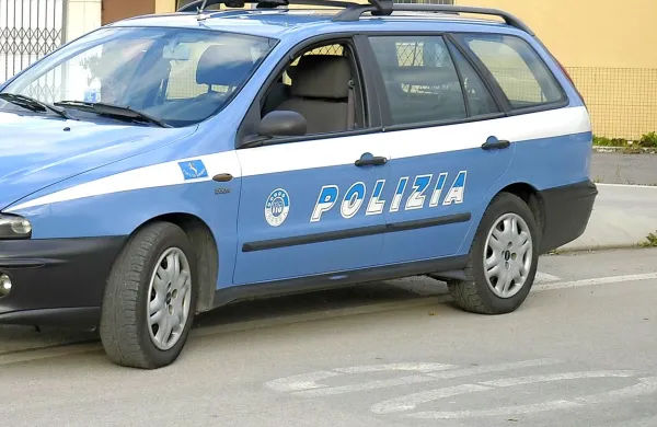 Pe&scaron;ca do smrti povozila mož in žena