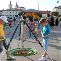 Postojna oživela na ulici