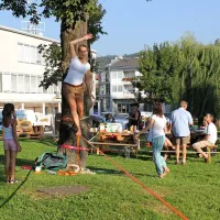 Postojna oživela na ulici