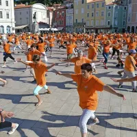 Že sedmič so telovadili v Piranu