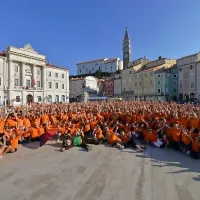 Že sedmič so telovadili v Piranu