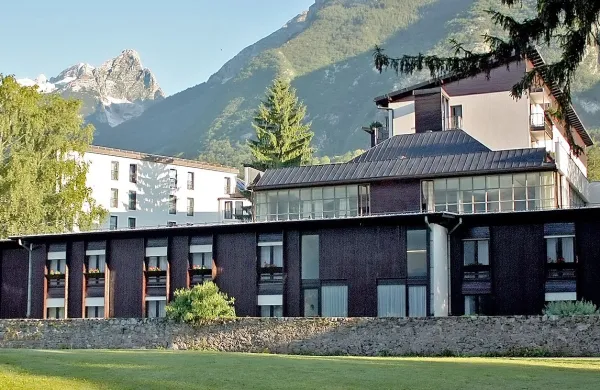 Hotel Alp je bil s 170 gosti poln do zadnje postelje.