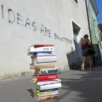 Umetnost je močnej&scaron;a od  vseh ideologij in ekonomij