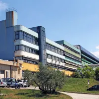 Med  bolnišnicami, izbranimi v projekt, sta dve primorski: 
izolska ... 