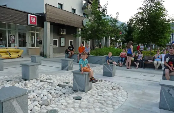 Hotel Alp išče kupca in potrebuje posodobitve. 