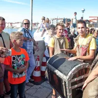 Zvestobo Neptunu je priseglo toliko dijakov kot že dolgo ne
