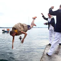 Zvestobo Neptunu je priseglo toliko dijakov kot že dolgo ne
